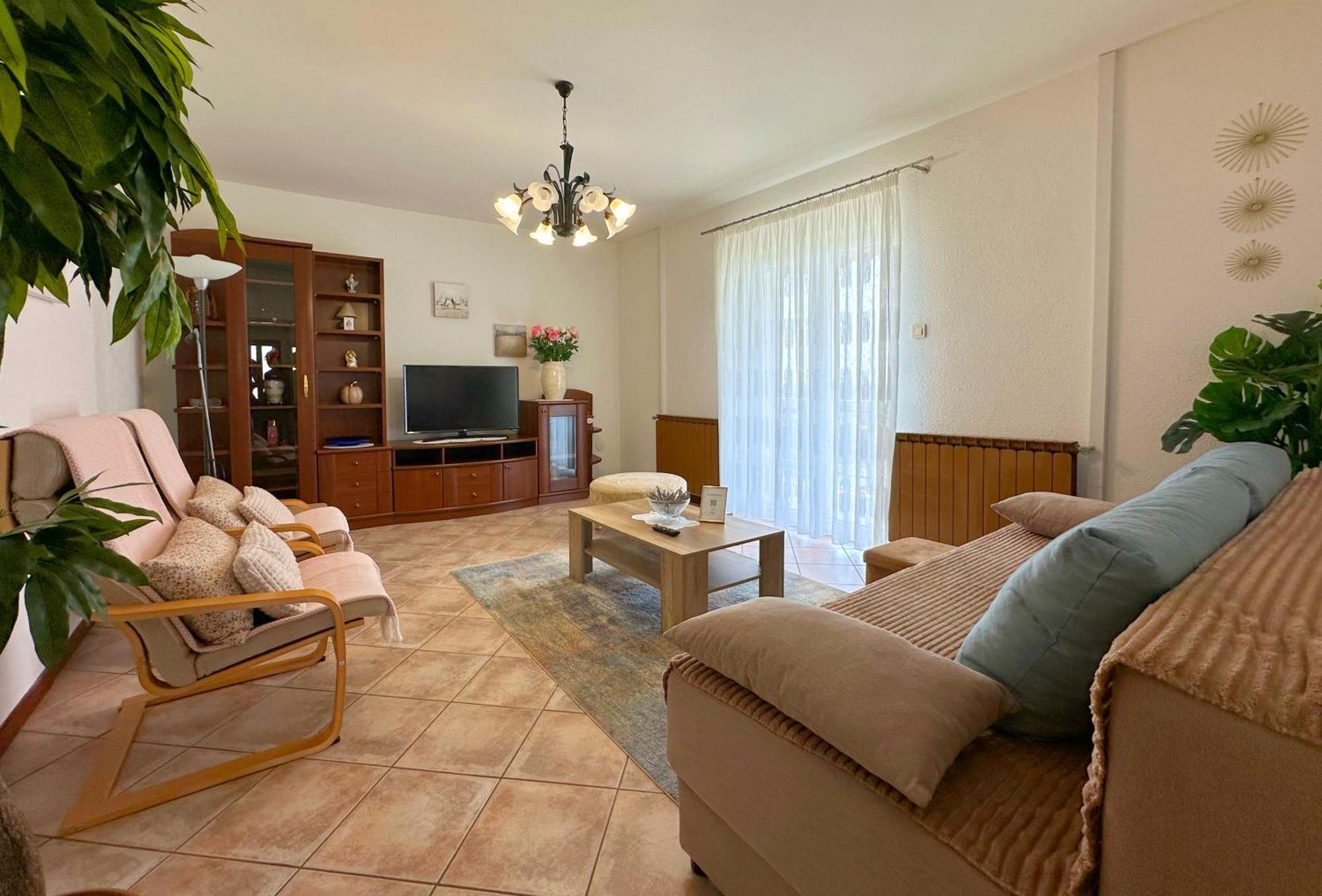 Apartment Ana Бртонигла Екстер'єр фото